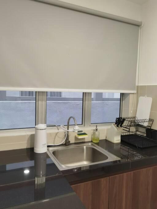 Emerald Avenue Cozy 1br Apartment
